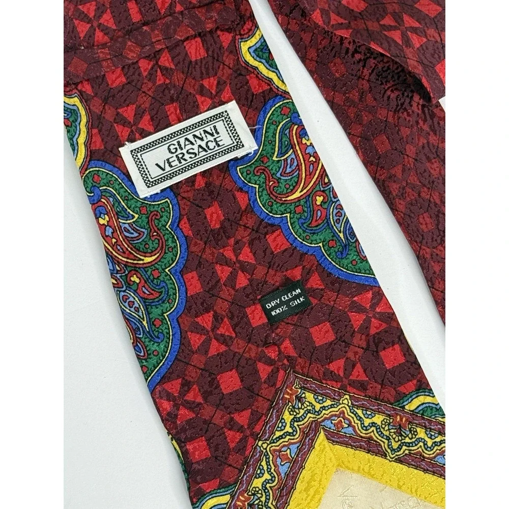 GIANNI VERSACE VINTAGE '90s ICONIC BAROQUE TIE ART NOUVEAU ITALY GOLD RED RUBY